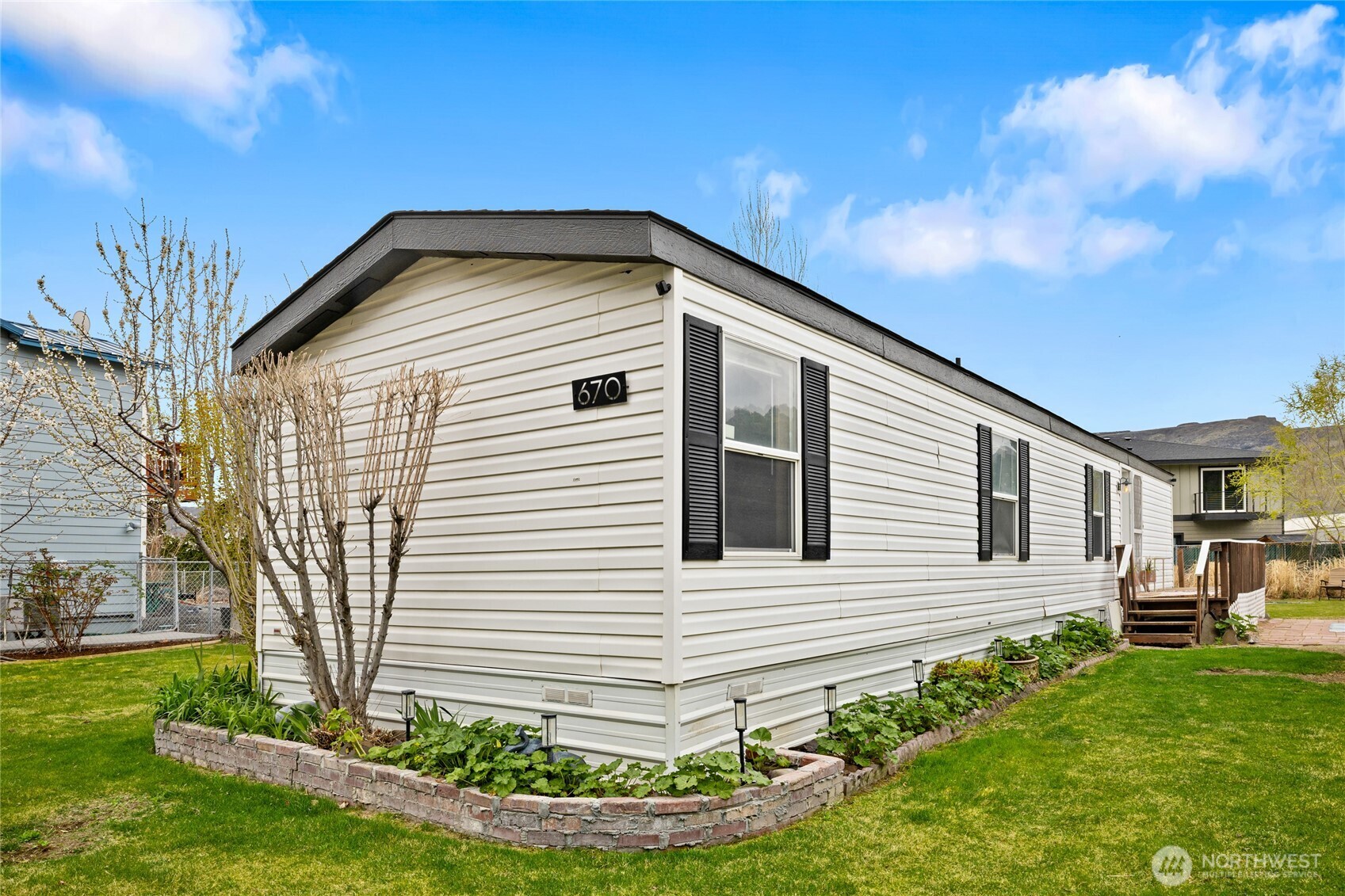 670 SW Section Avenue , Quincy, WA 98848