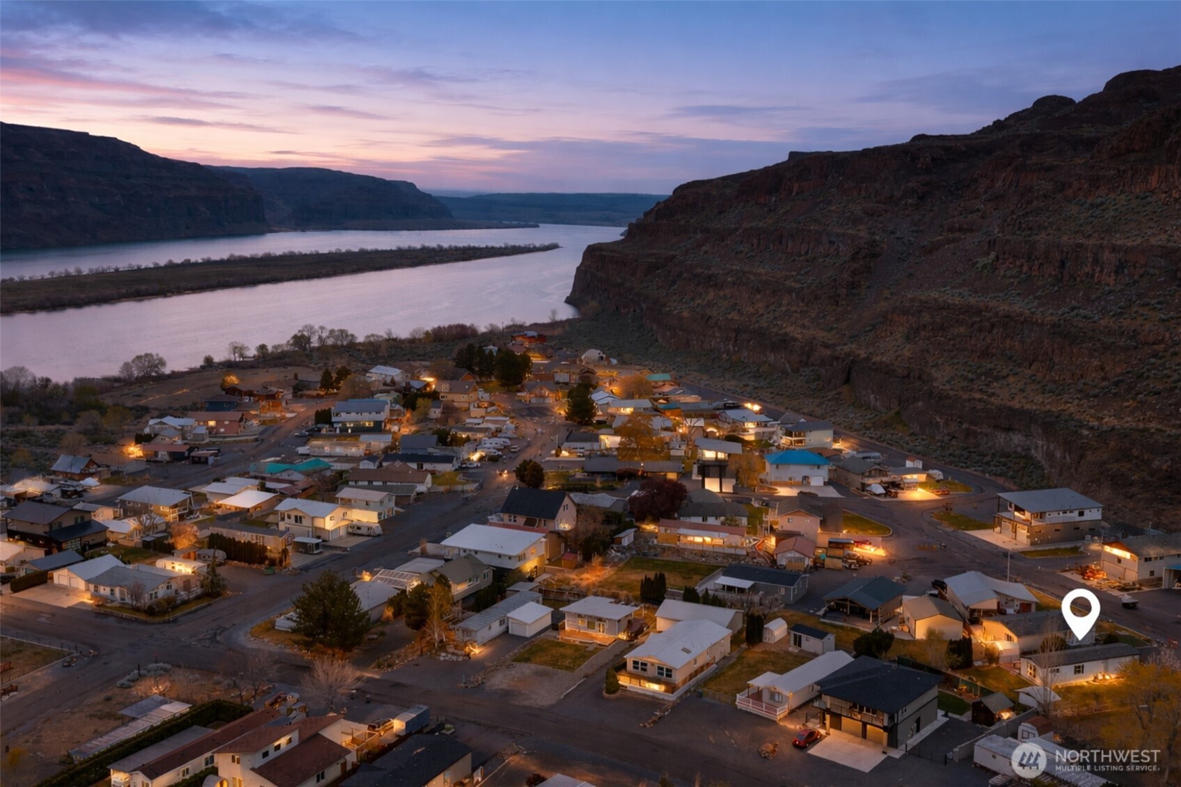 670 SW Section Avenue , Quincy, WA 98848