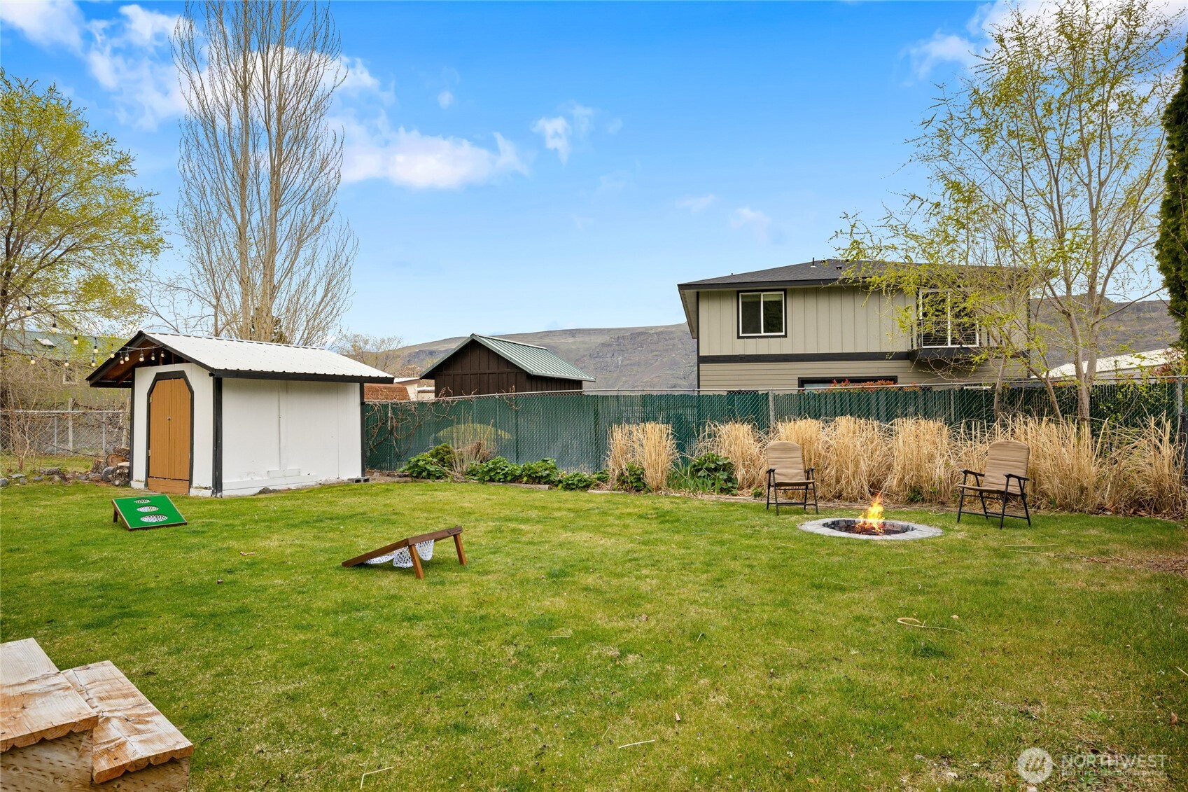 670 SW Section Avenue , Quincy, WA 98848
