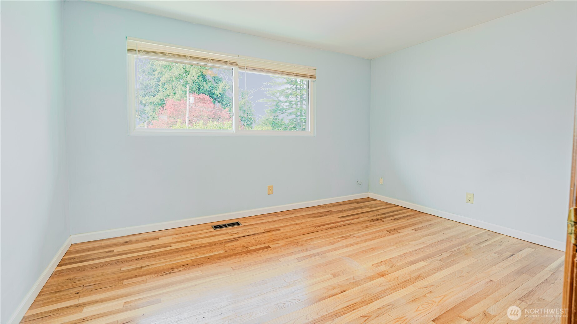 3319 S 249th Place , Kent, WA 98032