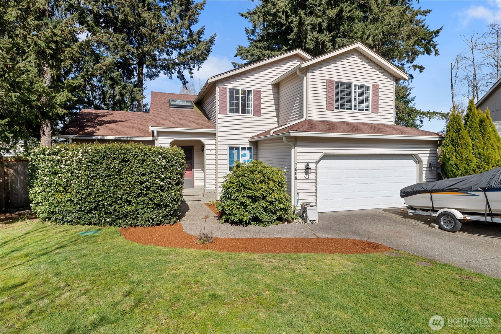7608 Elm Court SE, Lacey, WA 98503