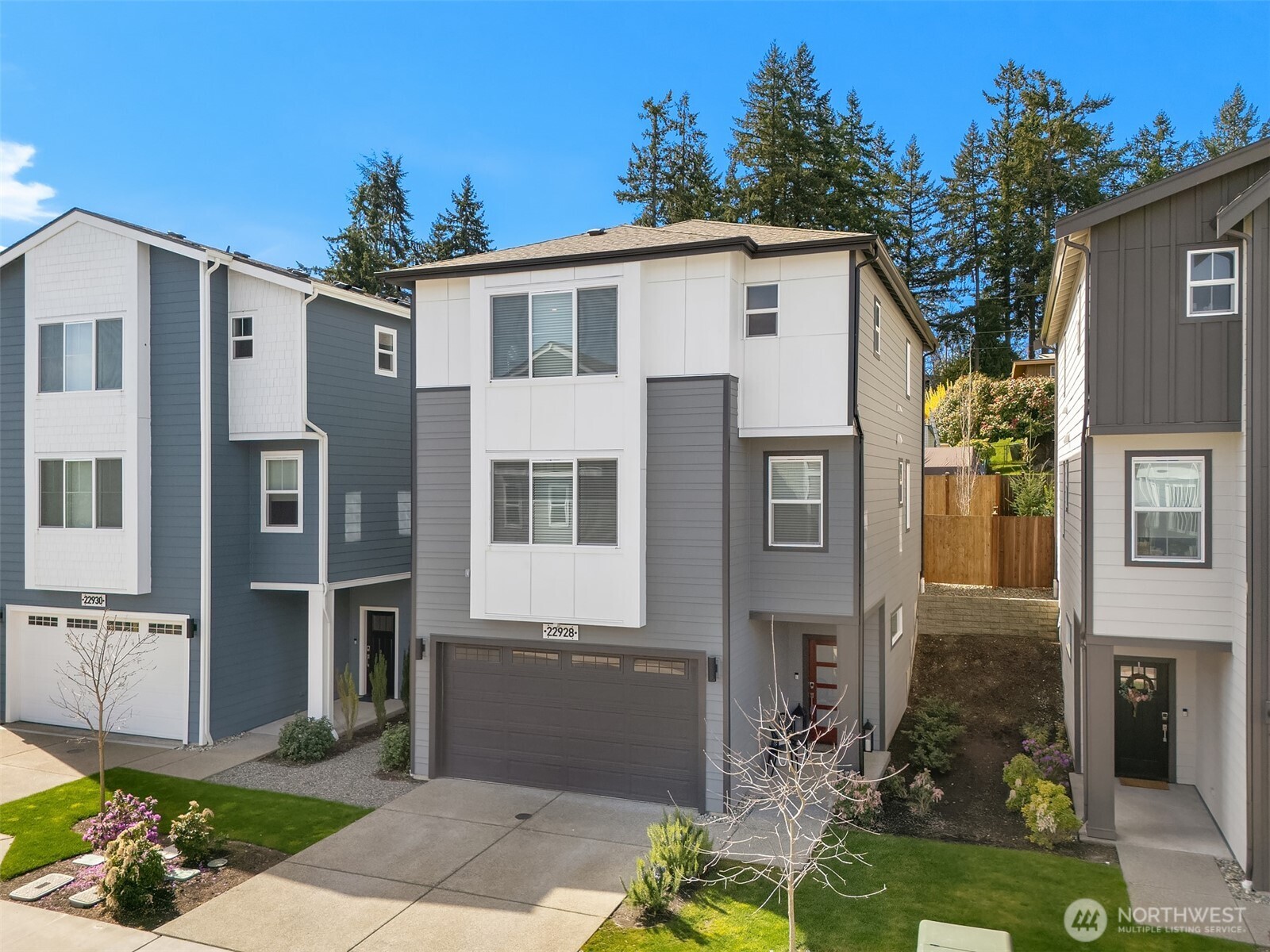 22928 80th Park W , Edmonds, WA 98026