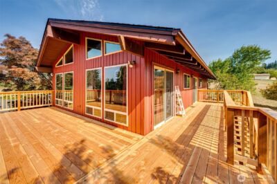 1415 Cloverdale Road , Kalama, WA 98625