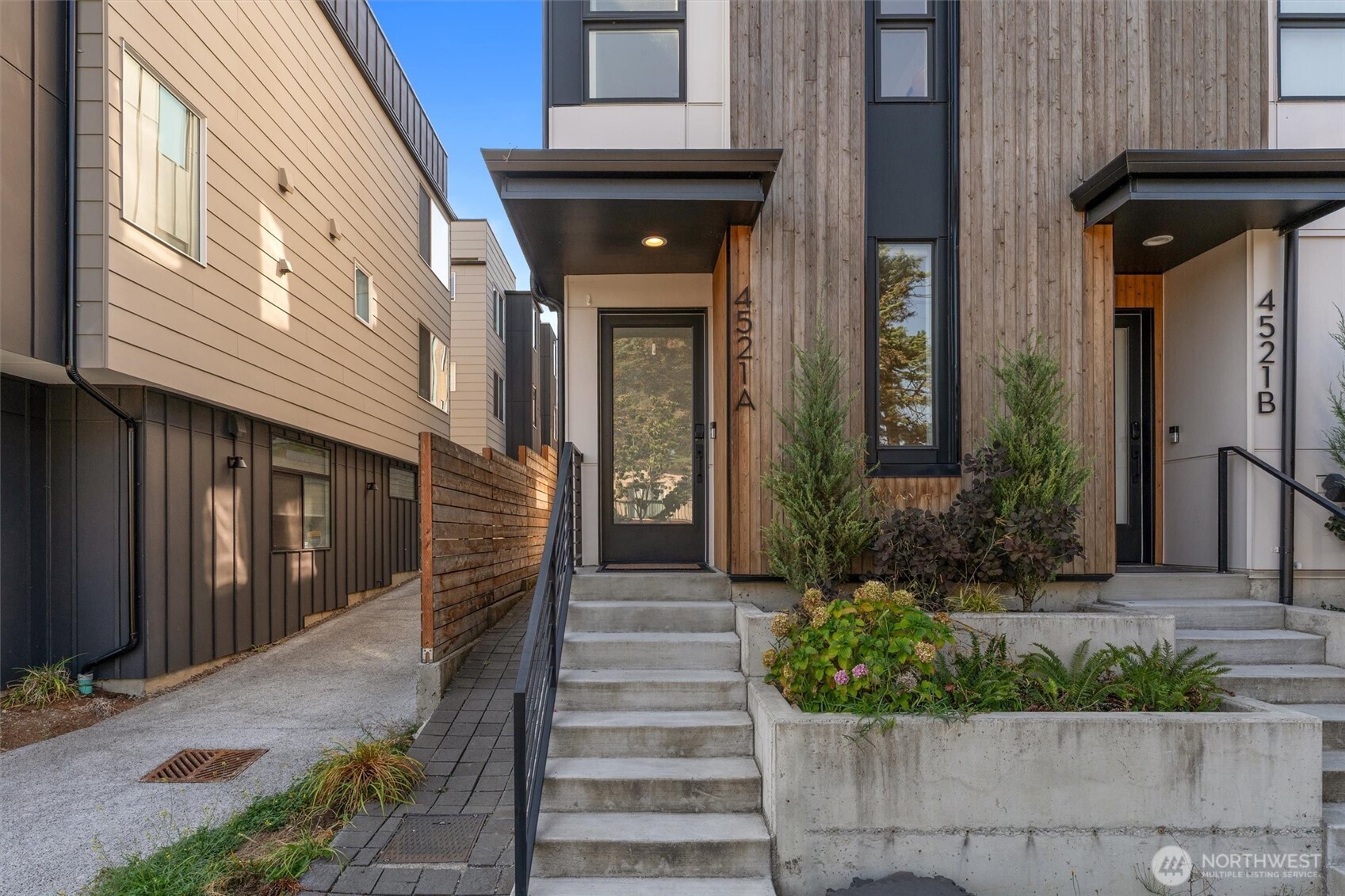 4521 Sunnyside Avenue N #A, Seattle, WA 98103