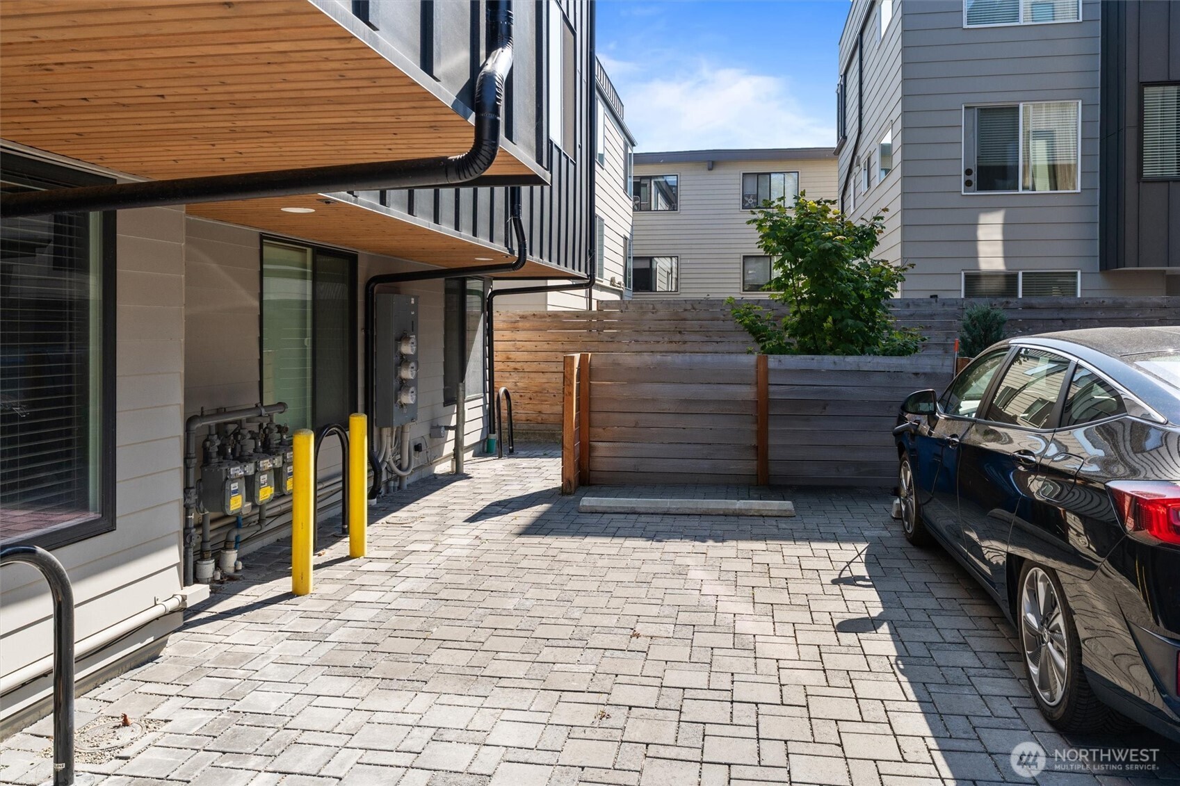 4521 Sunnyside Avenue N #A, Seattle, WA 98103