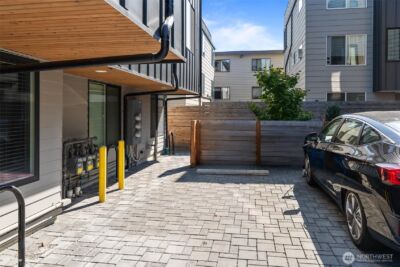 4521 Sunnyside Avenue N #A, Seattle, WA 98103 - Photo 24