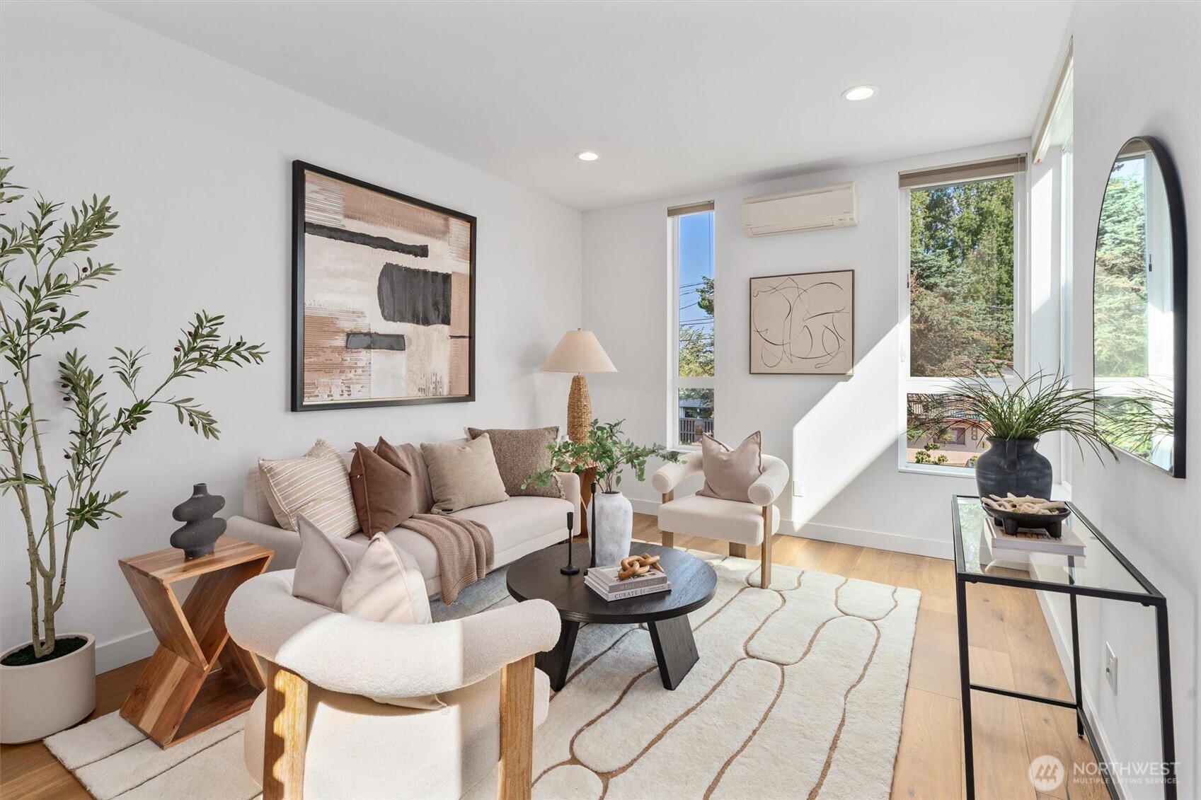 4521 Sunnyside Avenue N #A, Seattle, WA 98103