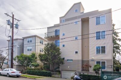 2117 N 107th Street #201, Seattle, WA 98133