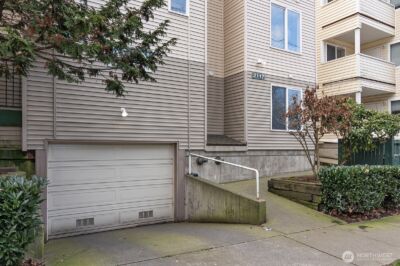 2117 N 107th Street #201, Seattle, WA 98133 - Photo 2