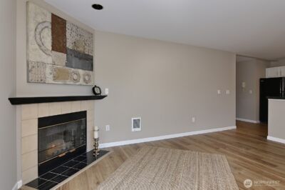 2117 N 107th Street #201, Seattle, WA 98133 - Photo 4