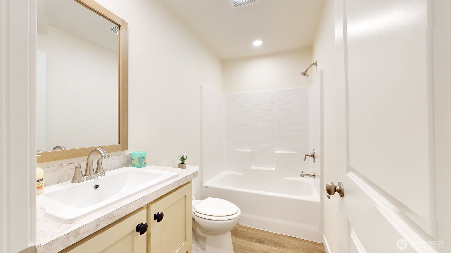 2 xx E Panorama Drive , Shelton, WA 98584