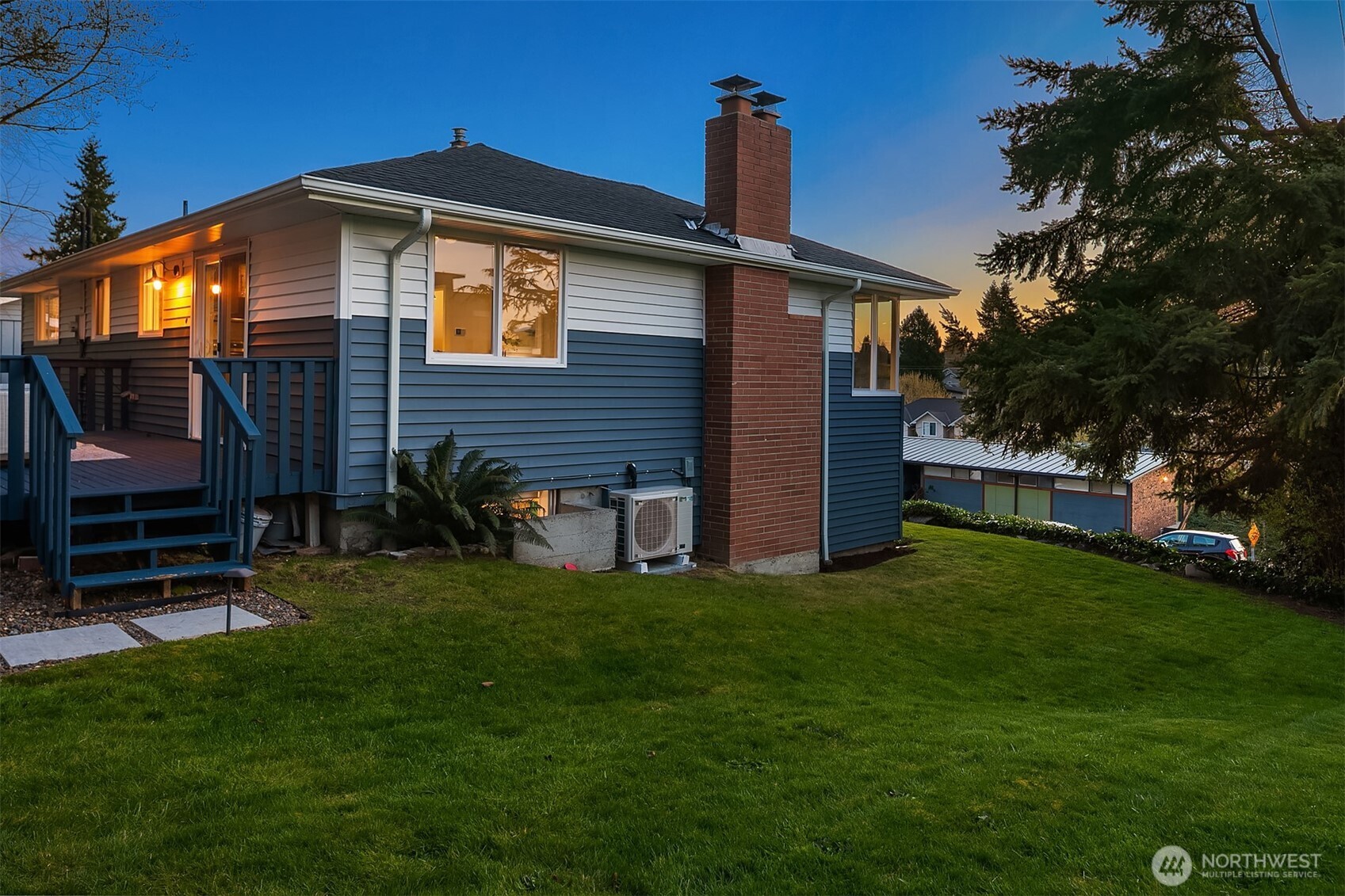 5202 38th Avenue SW, Seattle, WA 98126