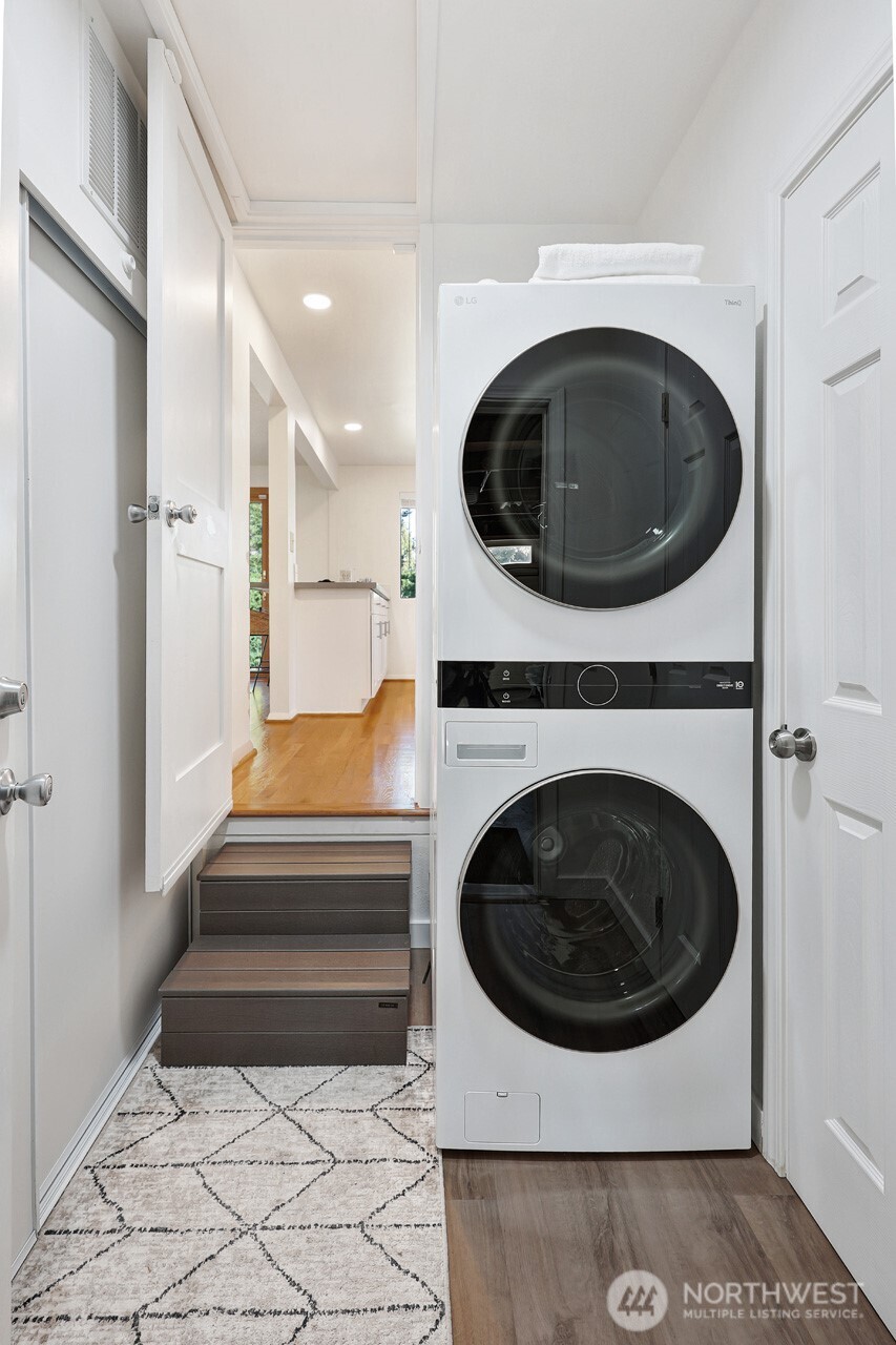 10618 35th Avenue SW, Seattle, WA 98146