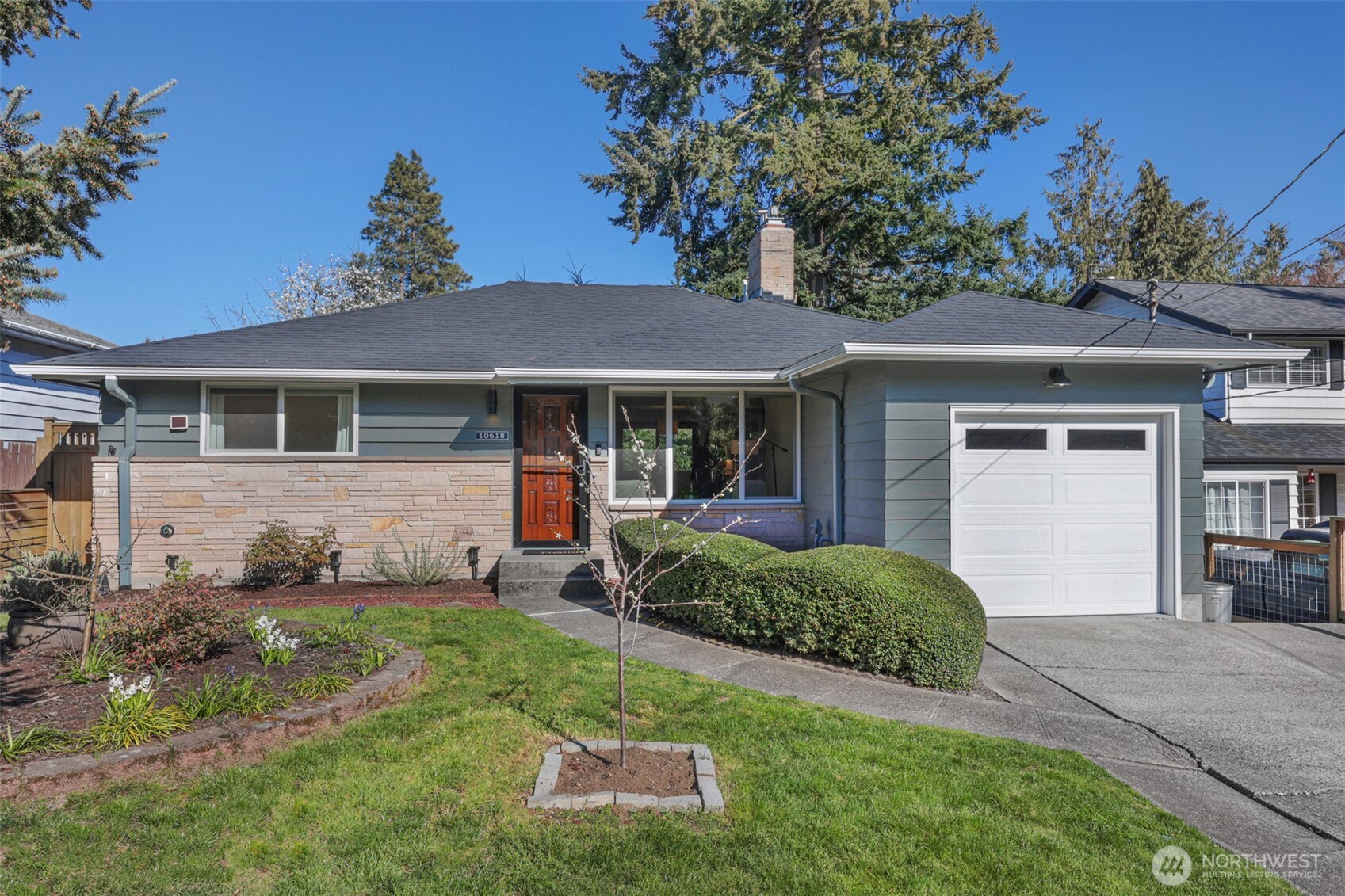 10618 35th Avenue SW, Seattle, WA 98146