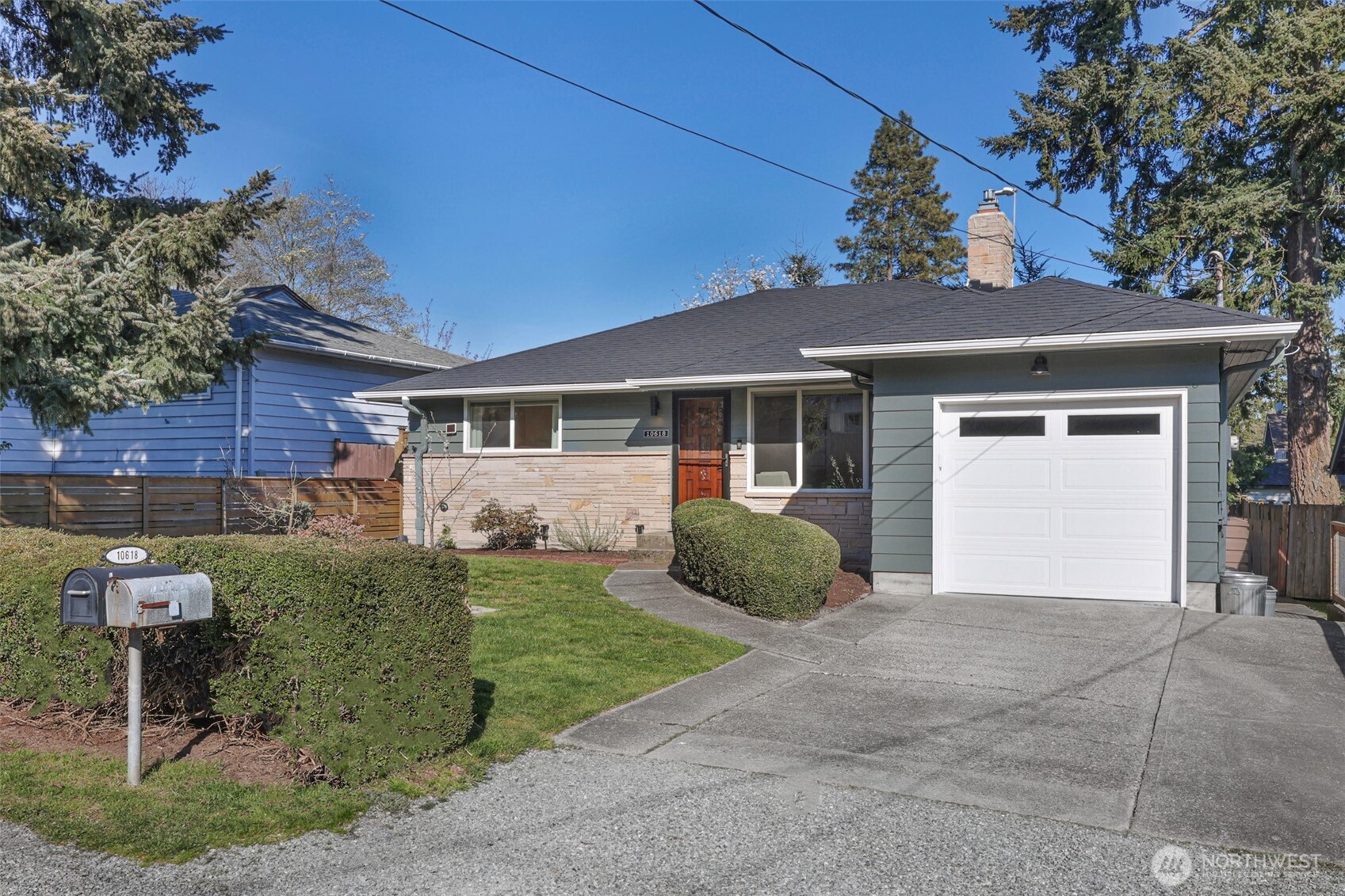 10618 35th Avenue SW, Seattle, WA 98146