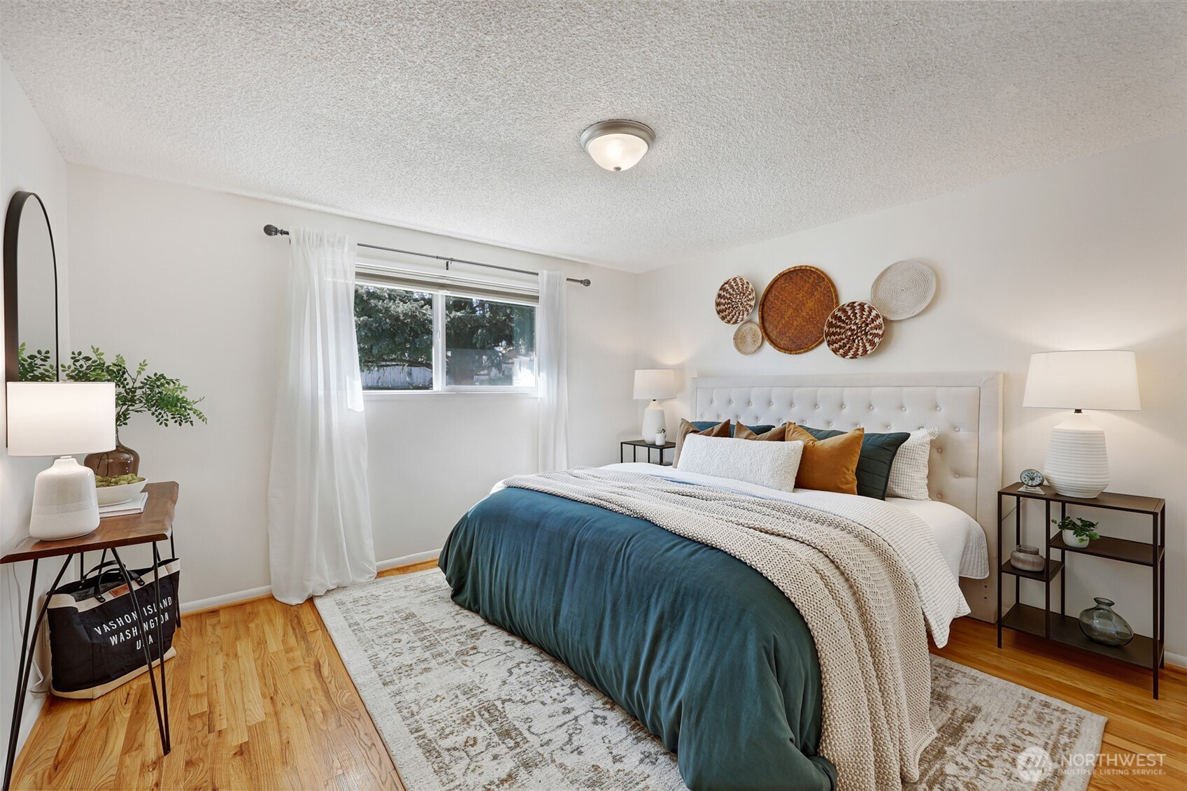 10618 35th Avenue SW, Seattle, WA 98146