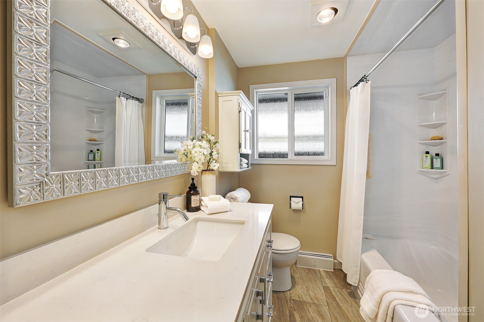 10618 35th Avenue SW, Seattle, WA 98146