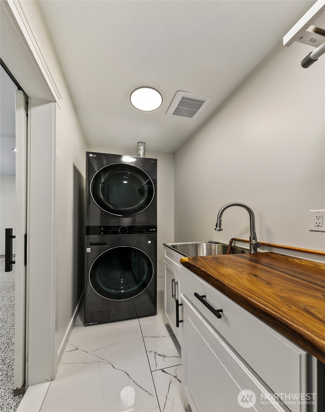 23115 15th Avenue SE #D1, Bothell, WA 98021