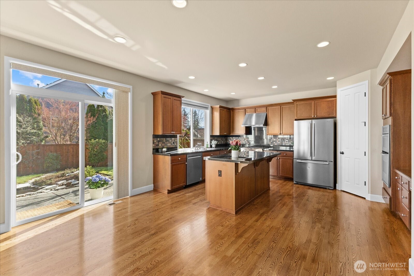 1114 273rd Place SE, Sammamish, WA 98075-5963