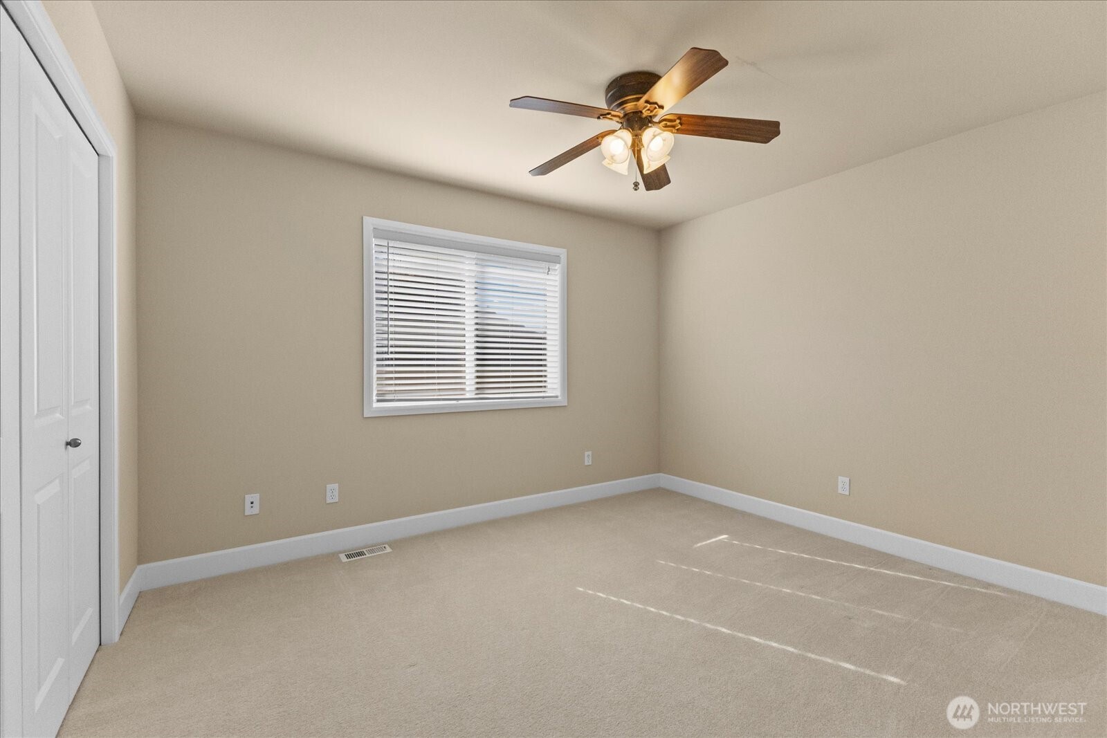 1114 273rd Place SE, Sammamish, WA 98075-5963