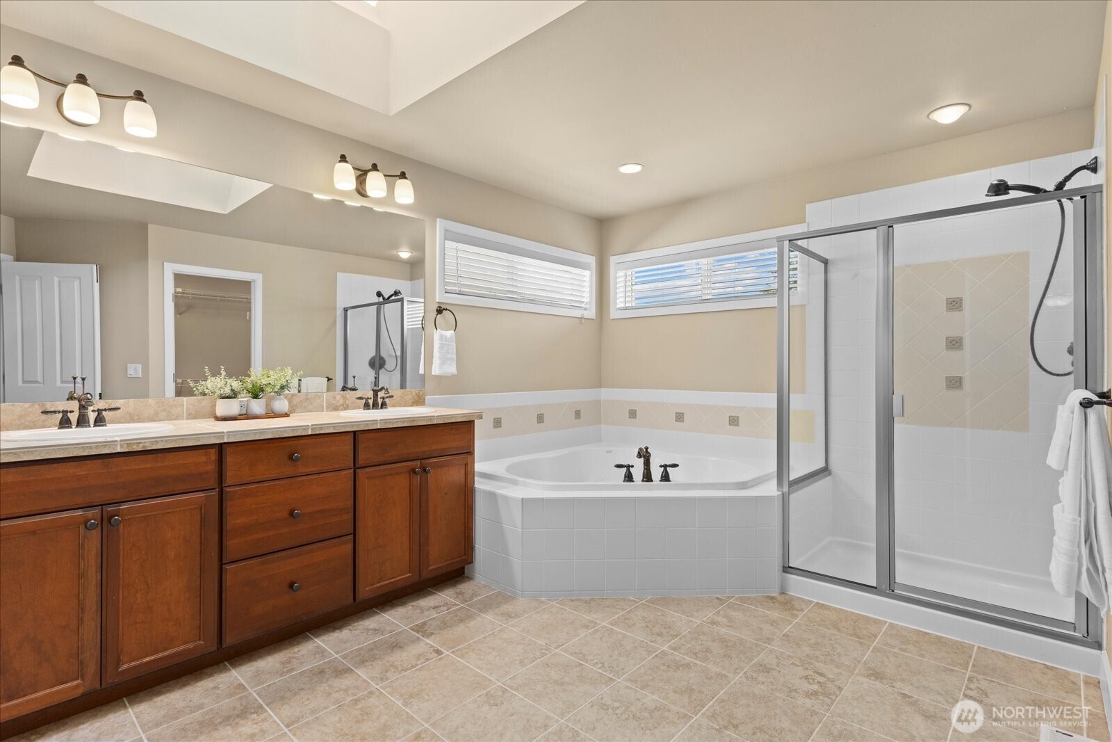 1114 273rd Place SE, Sammamish, WA 98075-5963