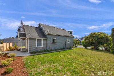 1925 Lombard , Everett, WA 98201 - Photo 3
