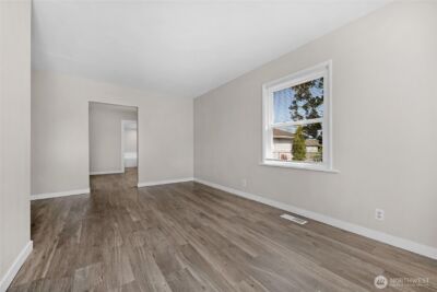 1925 Lombard , Everett, WA 98201 - Photo 9