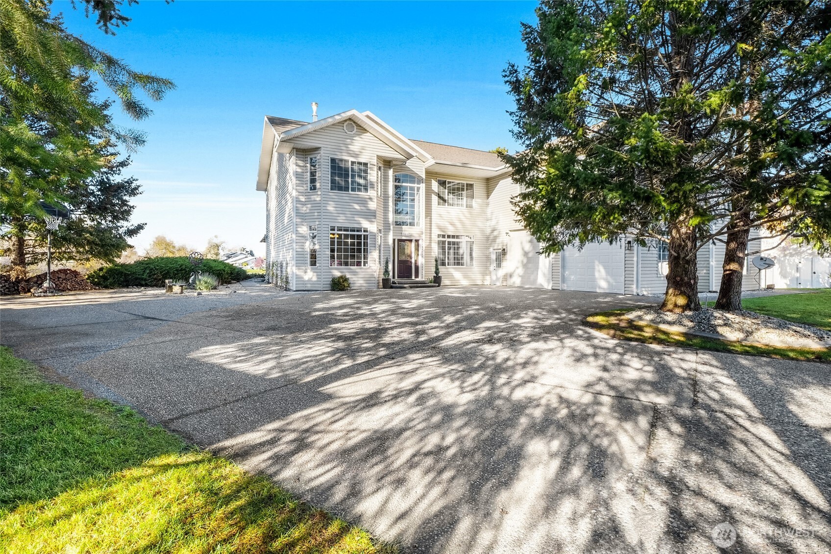 506 S Sandalwood Place , Moses Lake, WA 98837