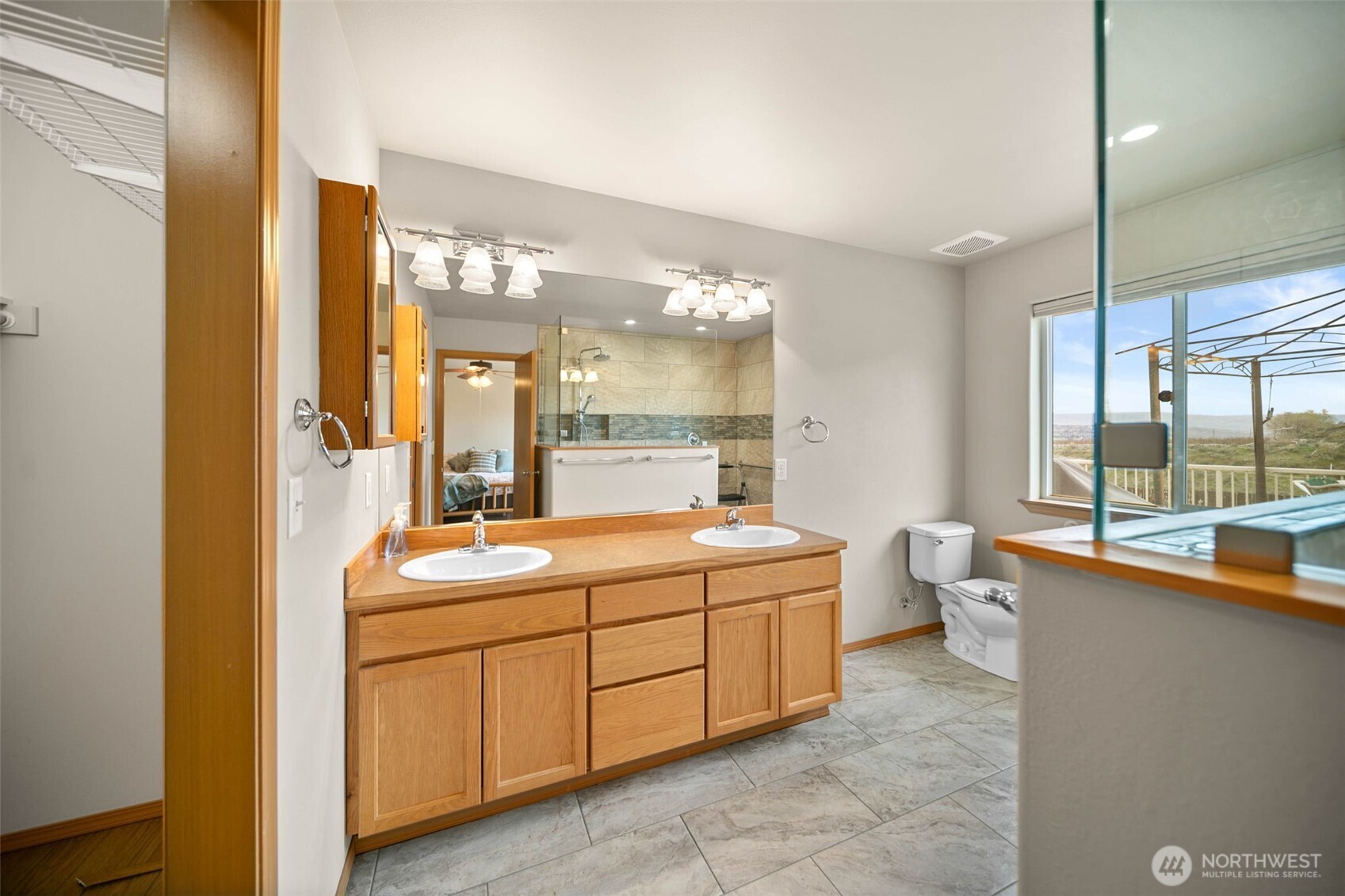 2095 Lasso Drive , Wenatchee, WA 98801