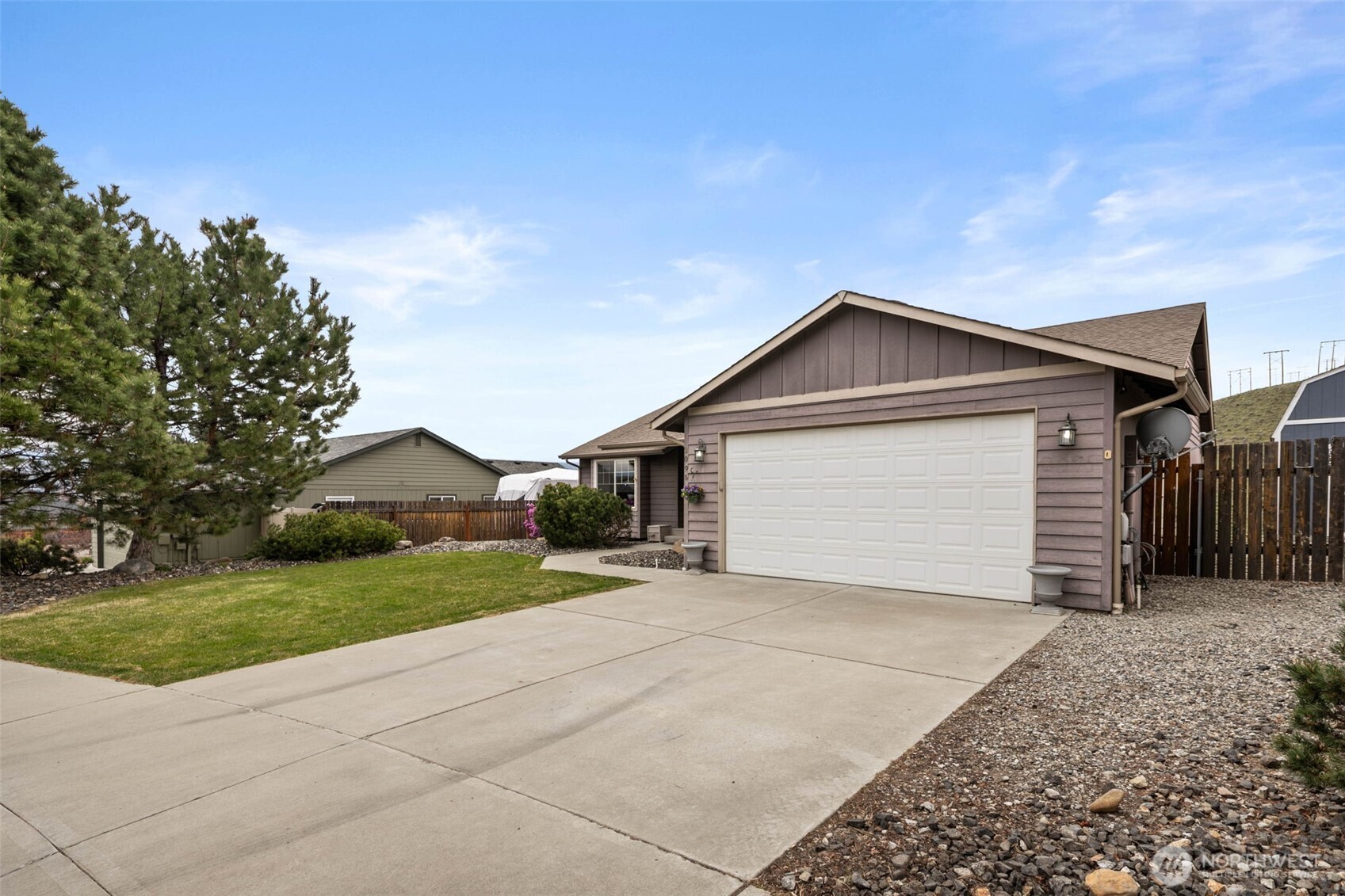 2095 Lasso Drive , Wenatchee, WA 98801
