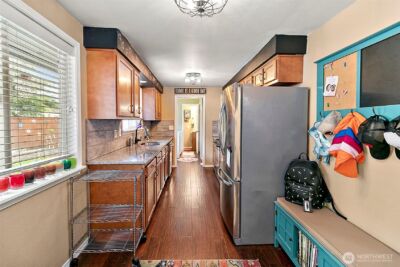1011 9th St NE , Auburn, WA 98002 - Photo 12