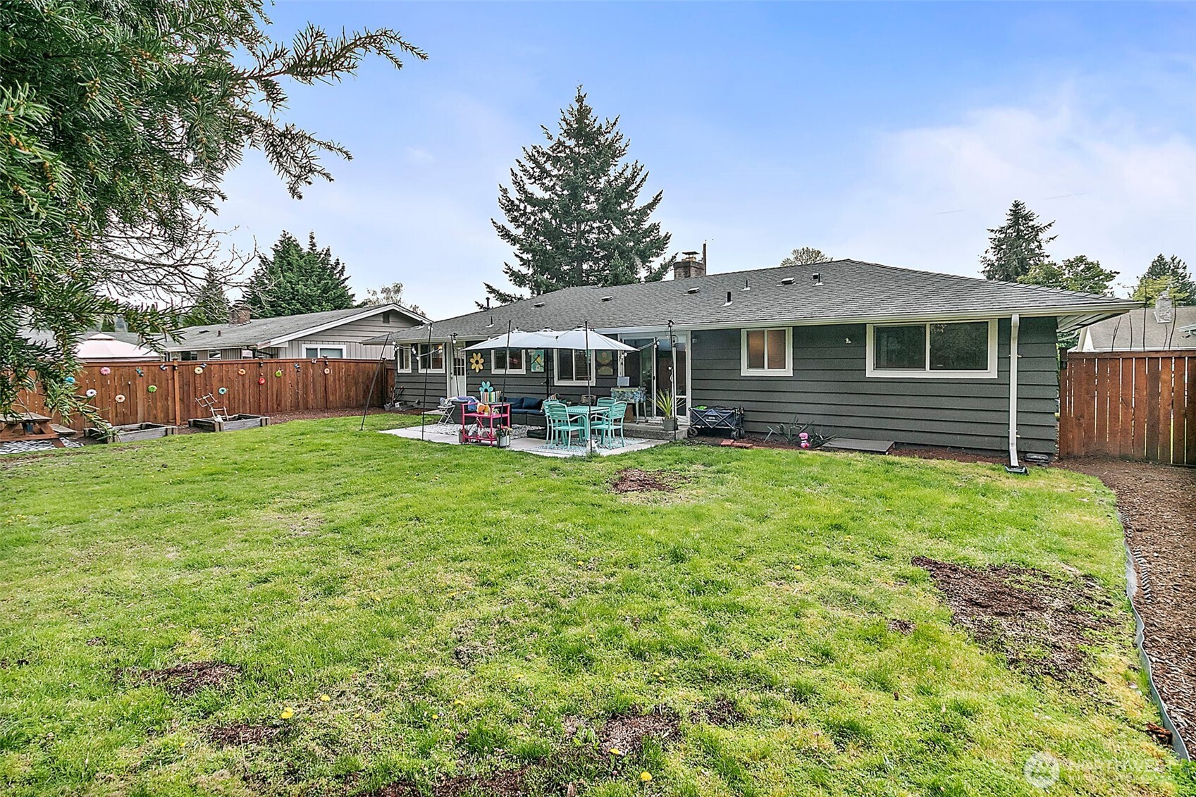 1011 9th St NE , Auburn, WA 98002