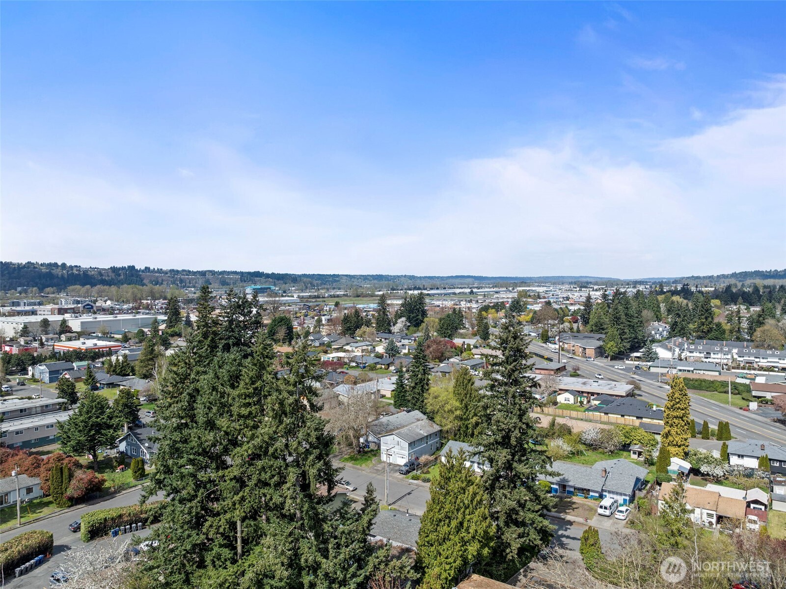 1011 9th St NE , Auburn, WA 98002