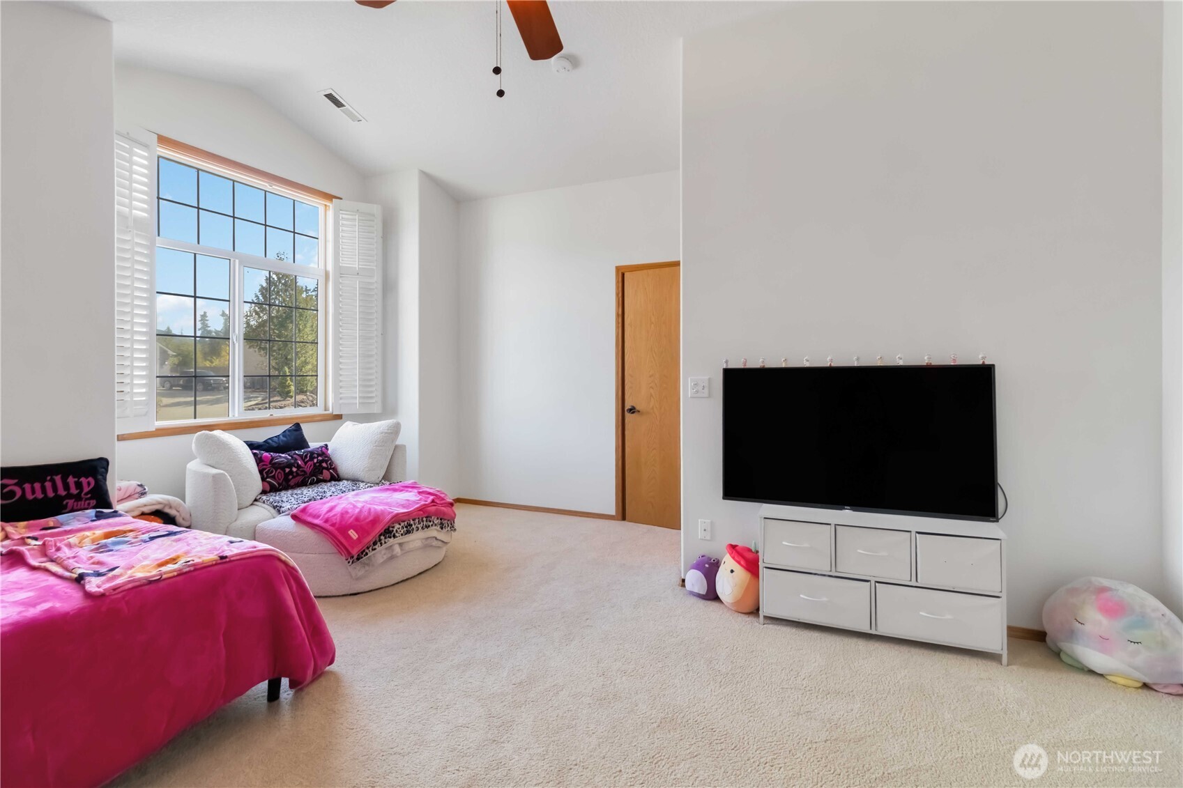 1512 Tara Street , Kelso, WA 98626