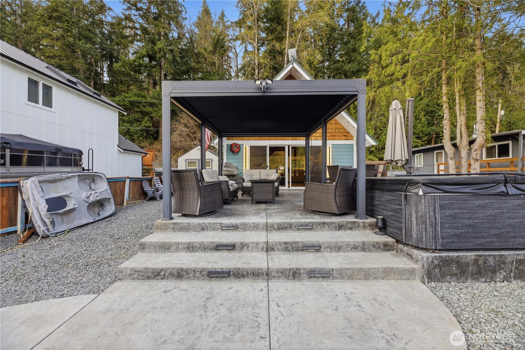 38811 Orville Road E, Eatonville, WA 98328