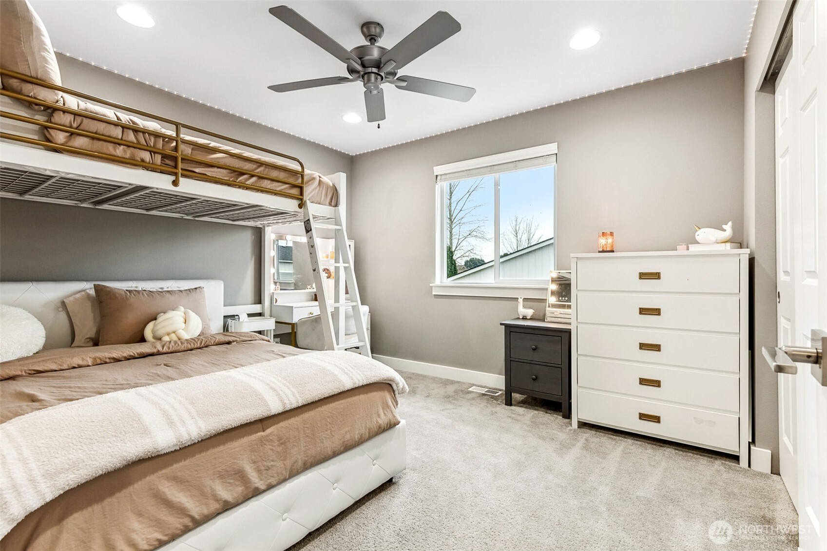 5664 157th Avenue Ct E, Sumner, WA 98390