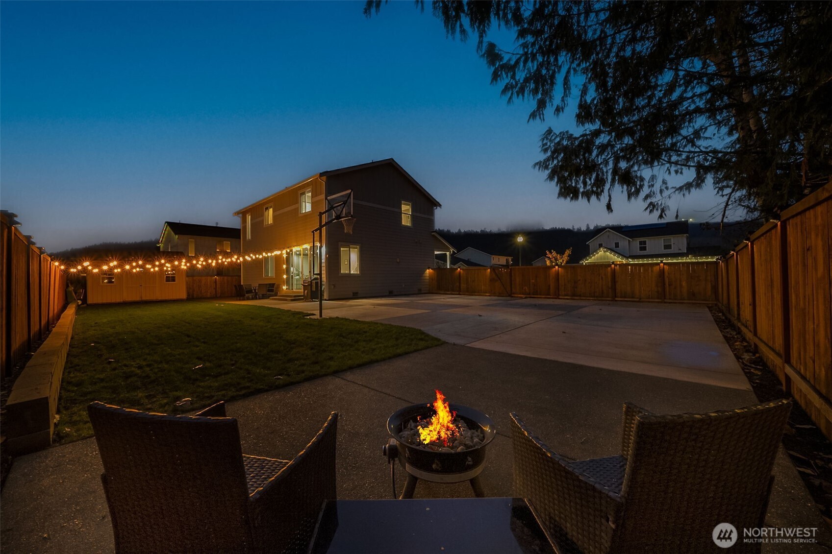 5664 157th Avenue Ct E, Sumner, WA 98390