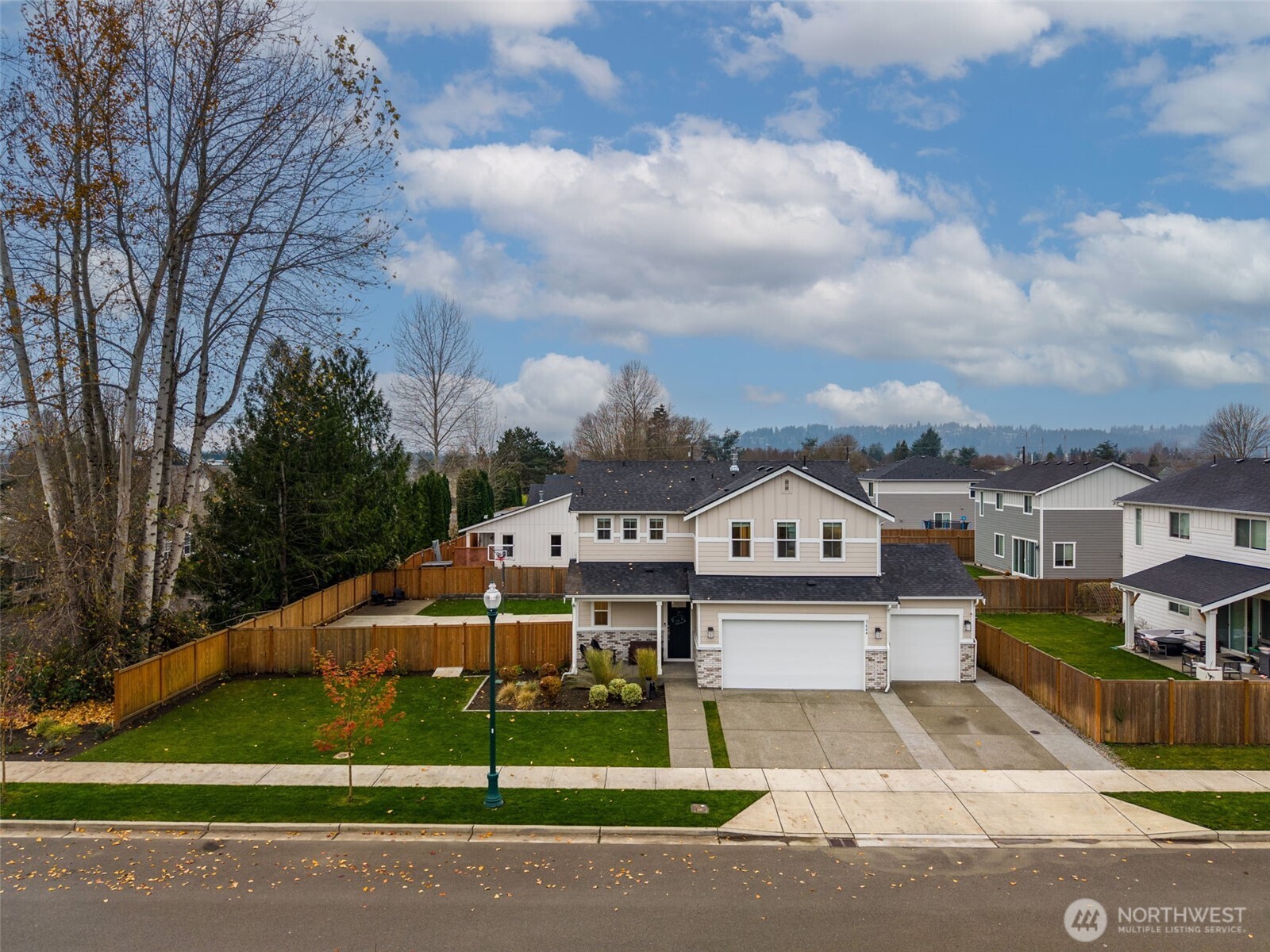 5664 157th Avenue Ct E, Sumner, WA 98390