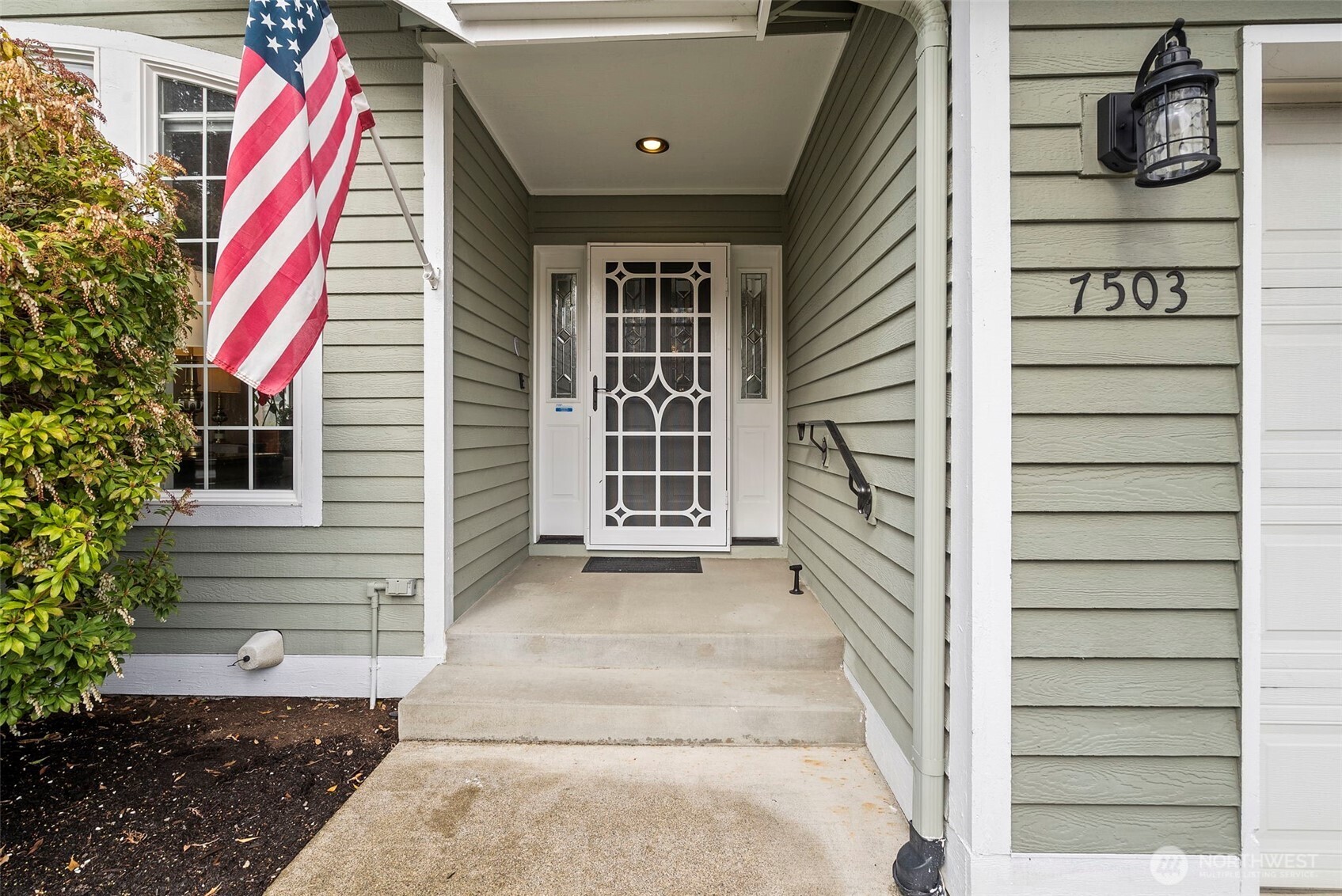 7503 51st Street W, University Place, WA 98467