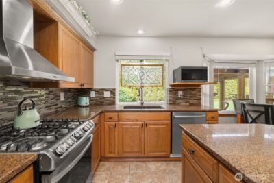 7503 51st Street W, University Place, WA 98467 - Photo 10