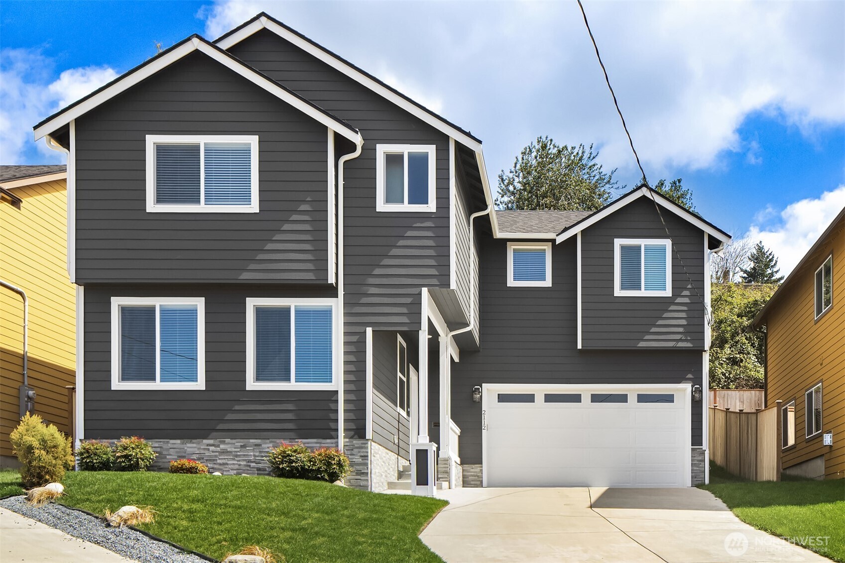 2112 SW 103rd Place , Seattle, WA 98146