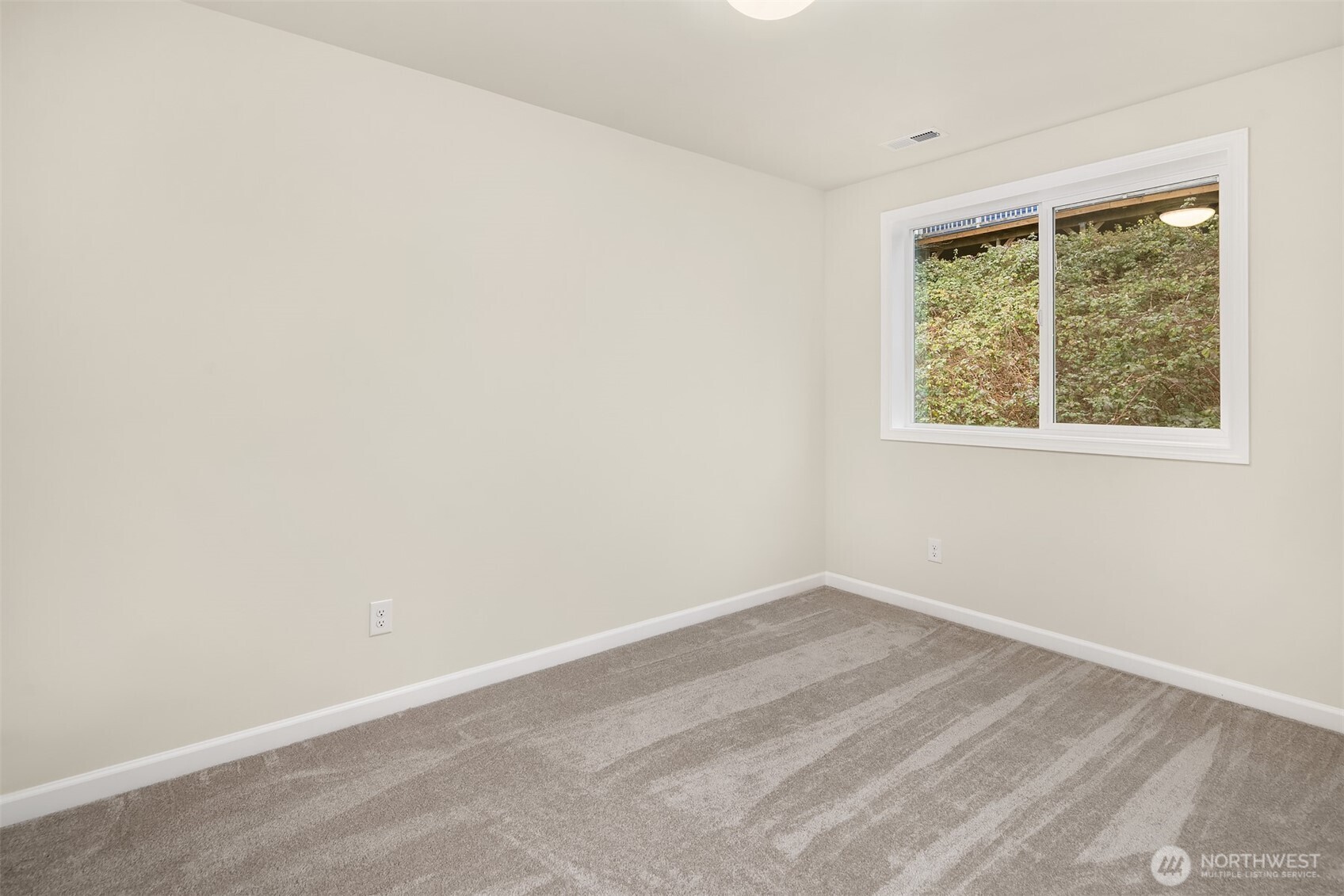 2112 SW 103rd Place , Seattle, WA 98146