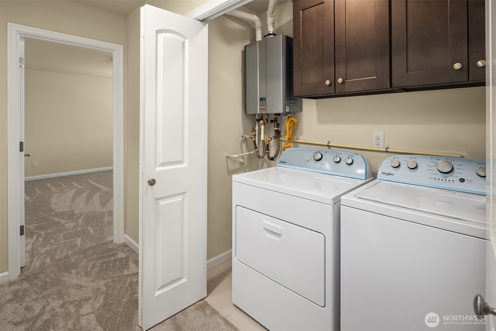 2112 SW 103rd Place , Seattle, WA 98146