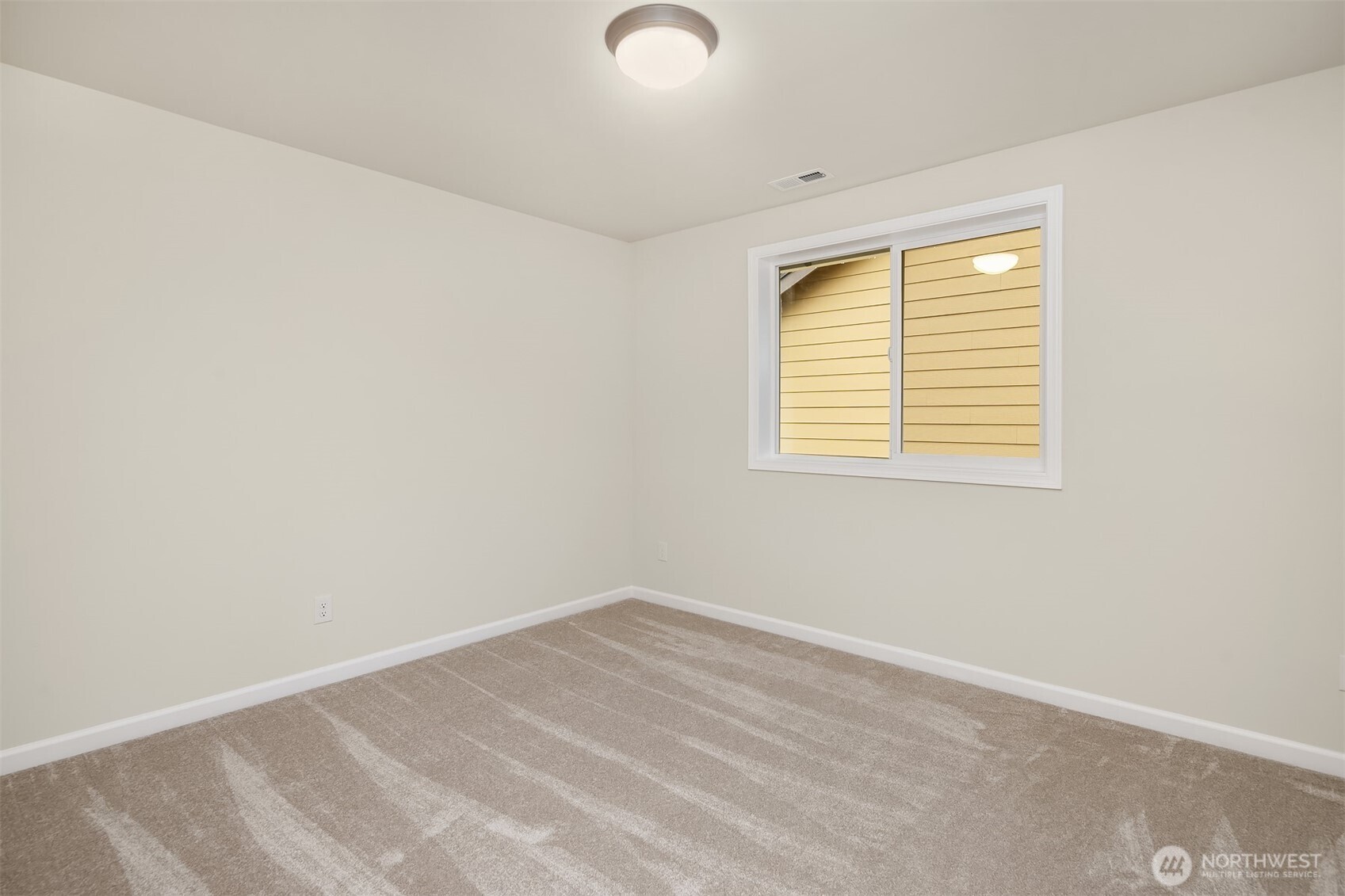 2112 SW 103rd Place , Seattle, WA 98146