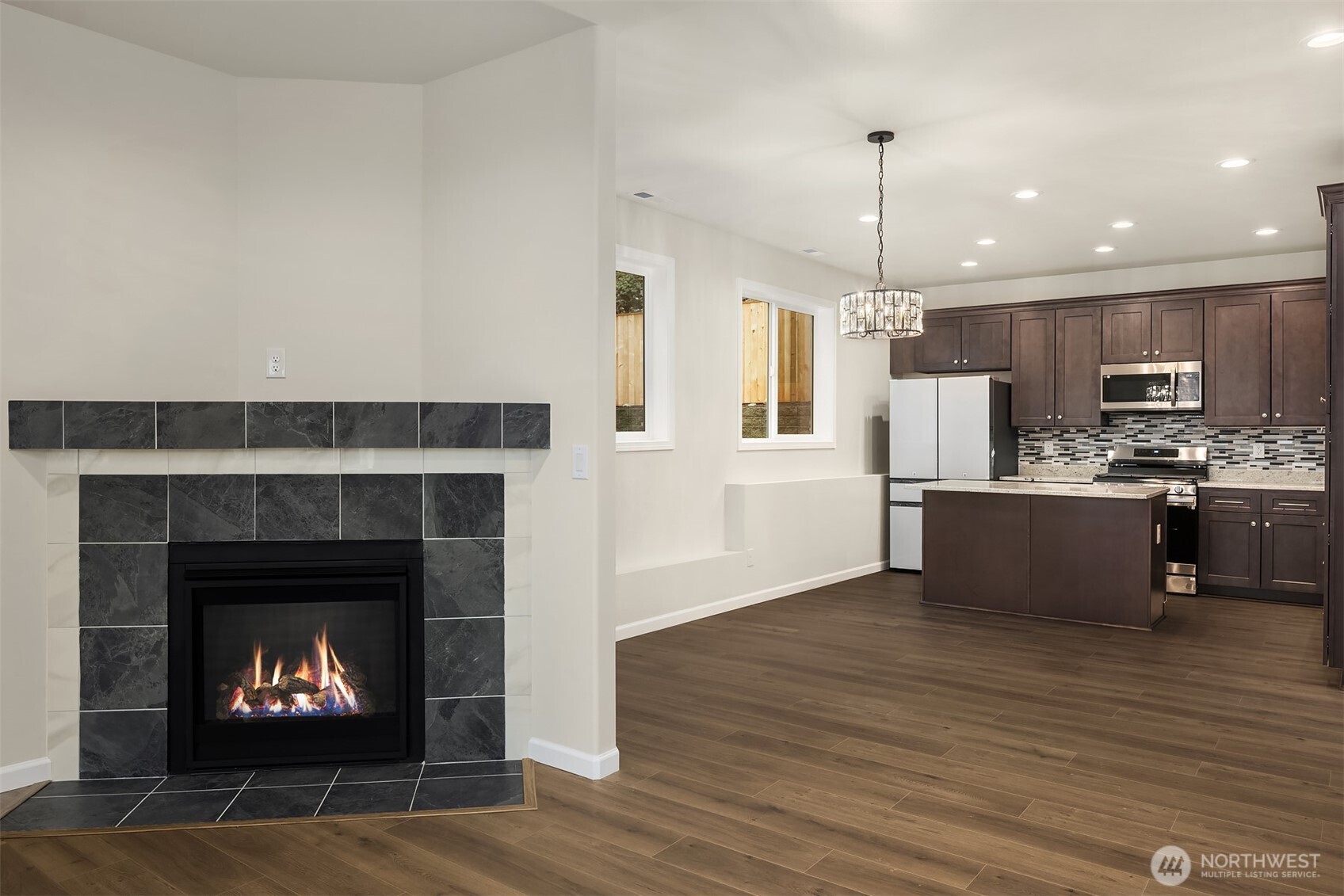 2112 SW 103rd Place , Seattle, WA 98146