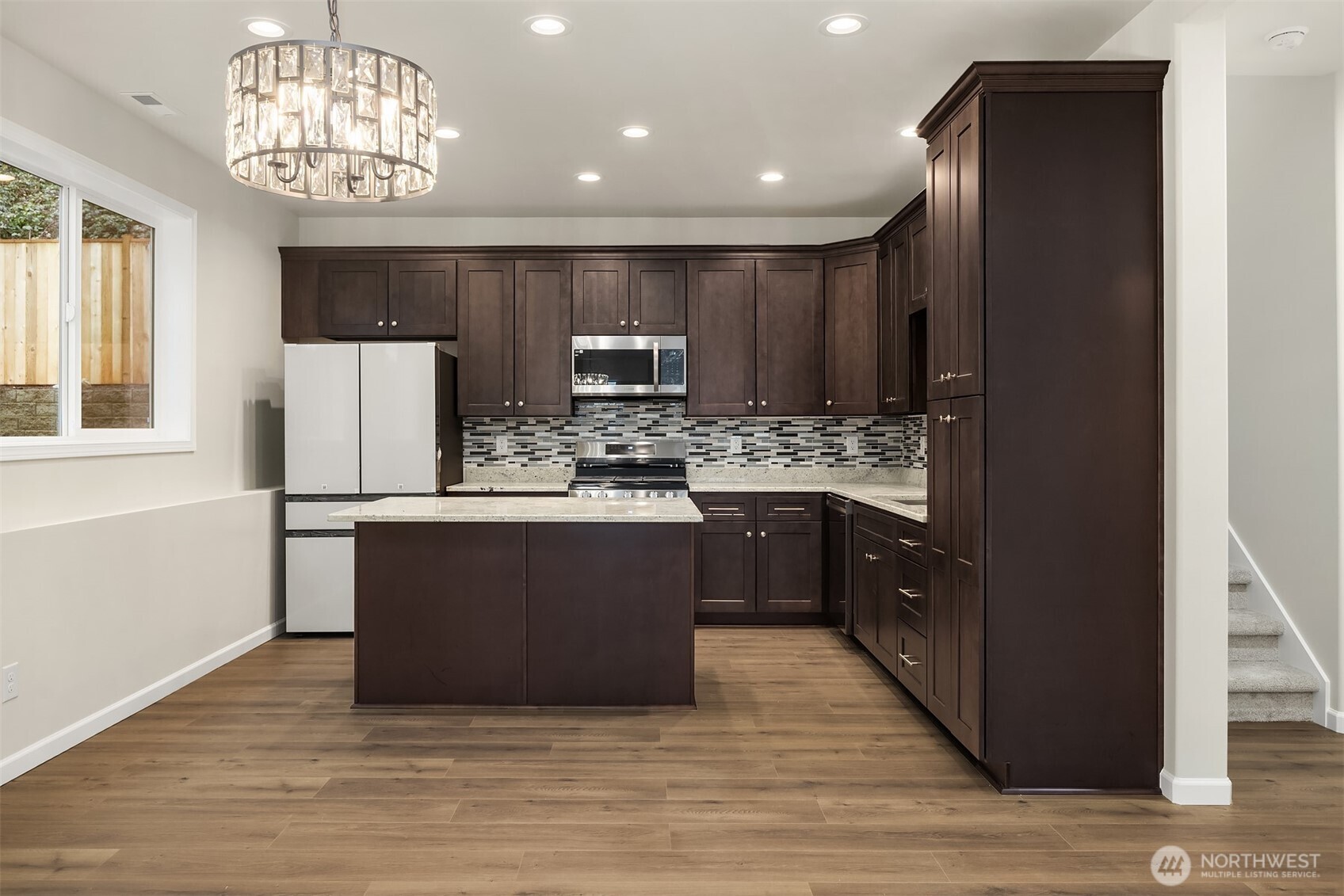 2112 SW 103rd Place , Seattle, WA 98146