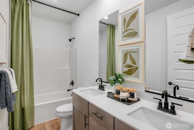 20401 145th Street E, Bonney Lake, WA 98391 - Photo 28