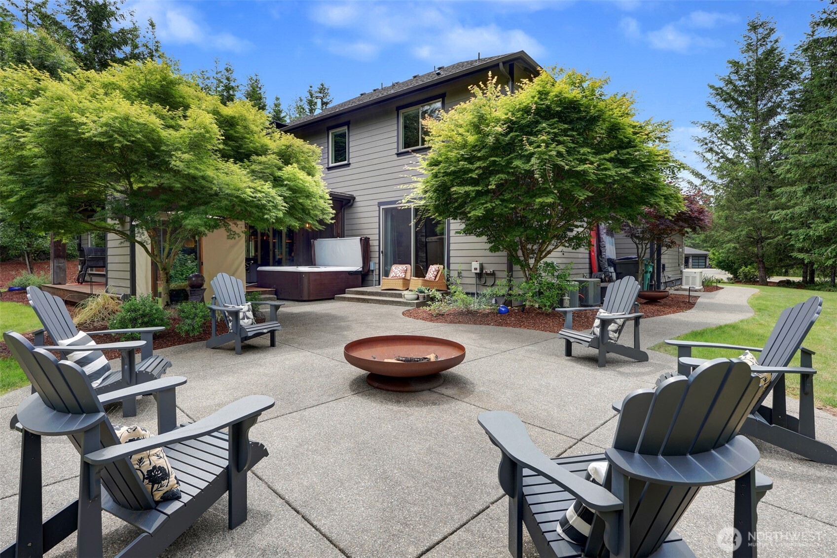 28430 316th Way SE, Ravensdale, WA 98051