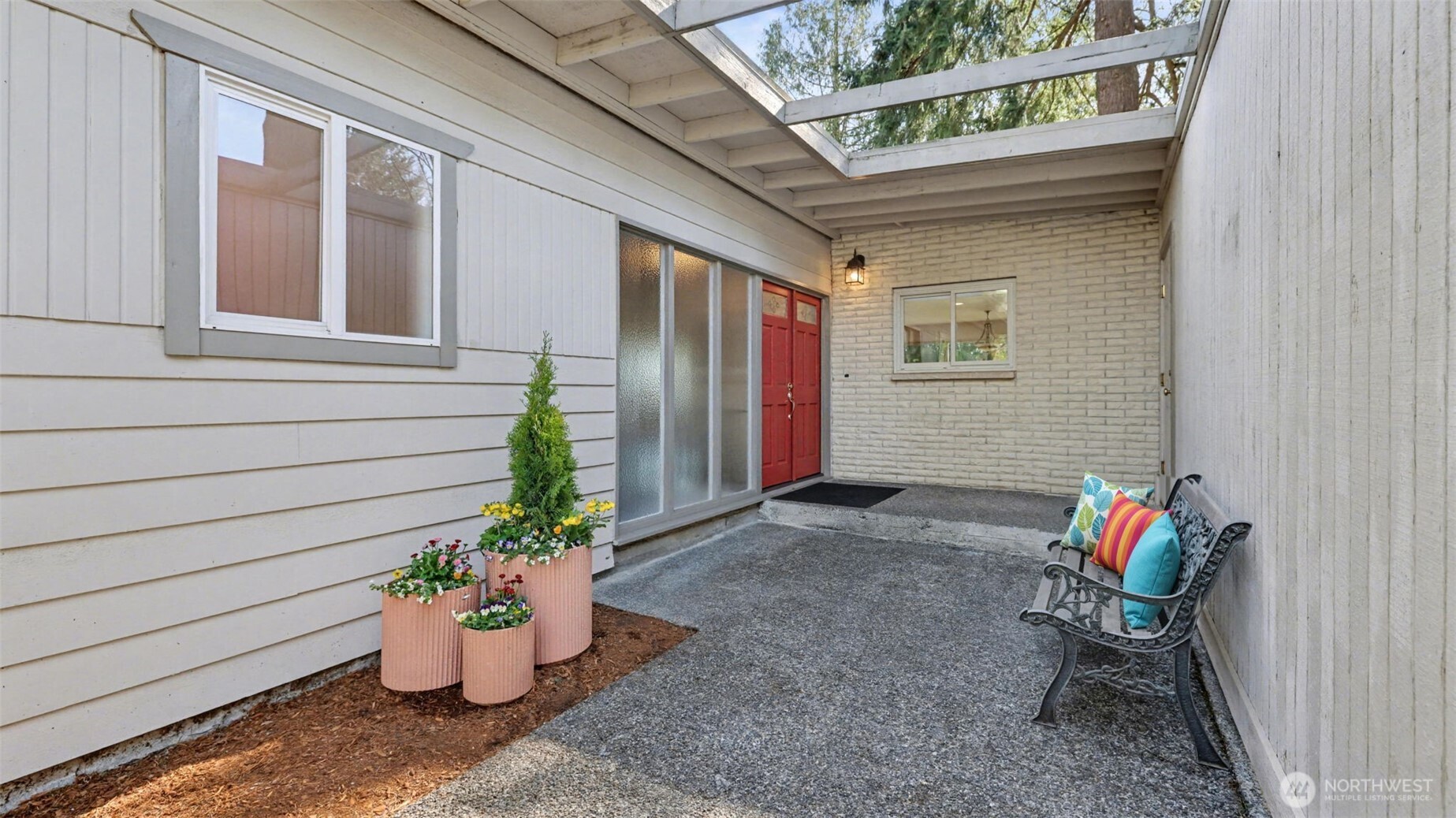 912 168th Place NE, Bellevue, WA 98008-3750