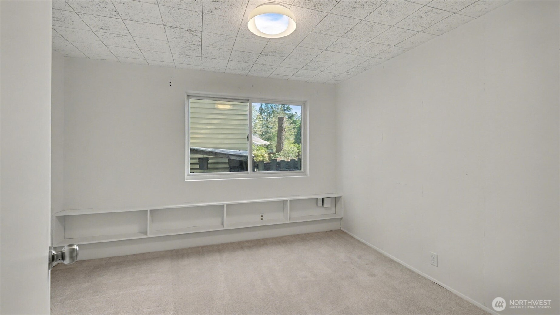 912 168th Place NE, Bellevue, WA 98008-3750
